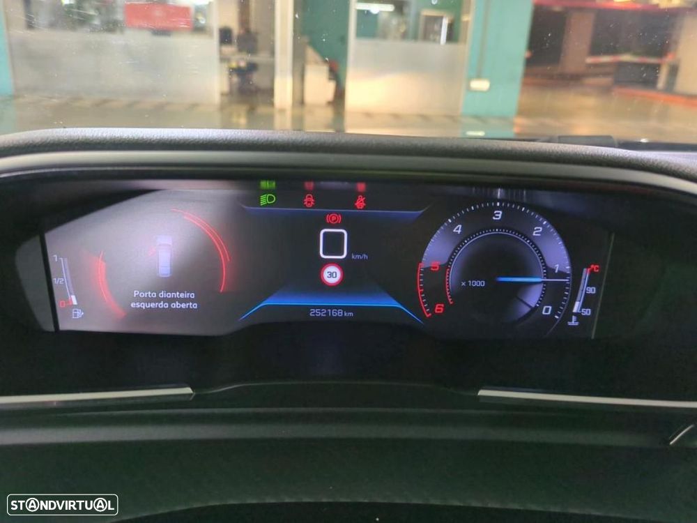 Peugeot 508 - 8