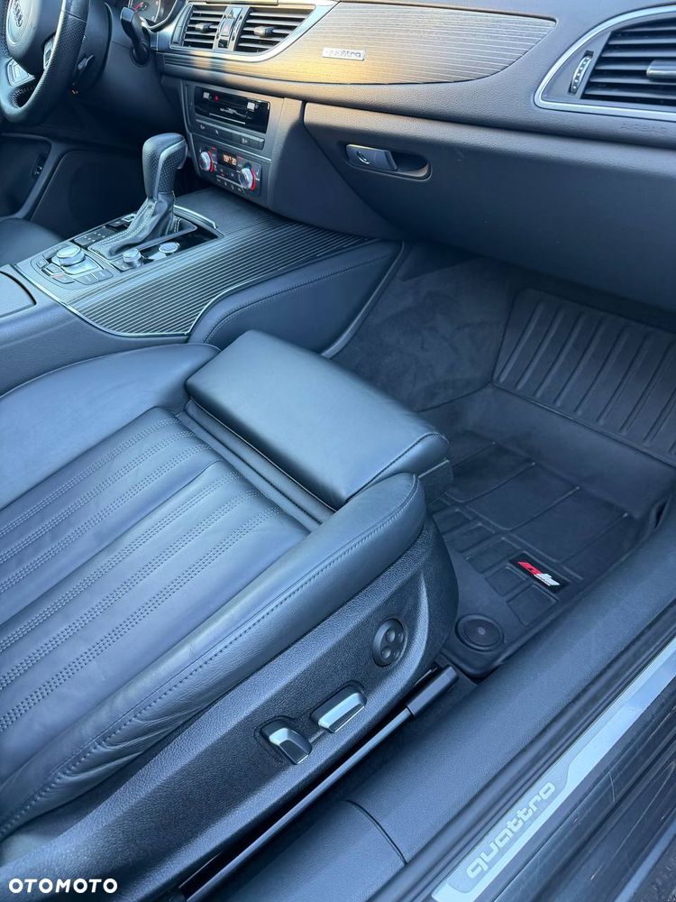 Audi A6 Avant - 33