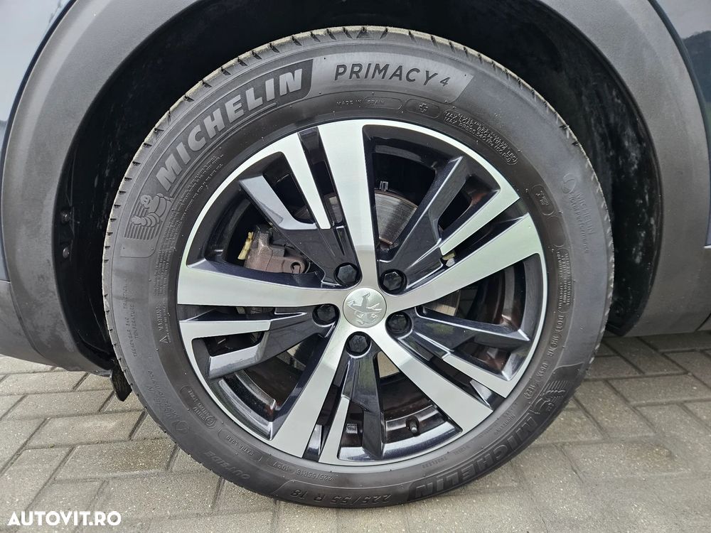 Peugeot 3008 1.2 PureTech Turbo S&S GT-Line - 35