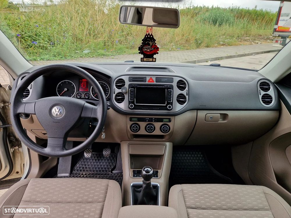 VW Tiguan 2.0 TDI DPF 4Motion Track & Field - 13