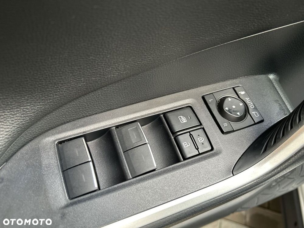 Toyota RAV4 - 20