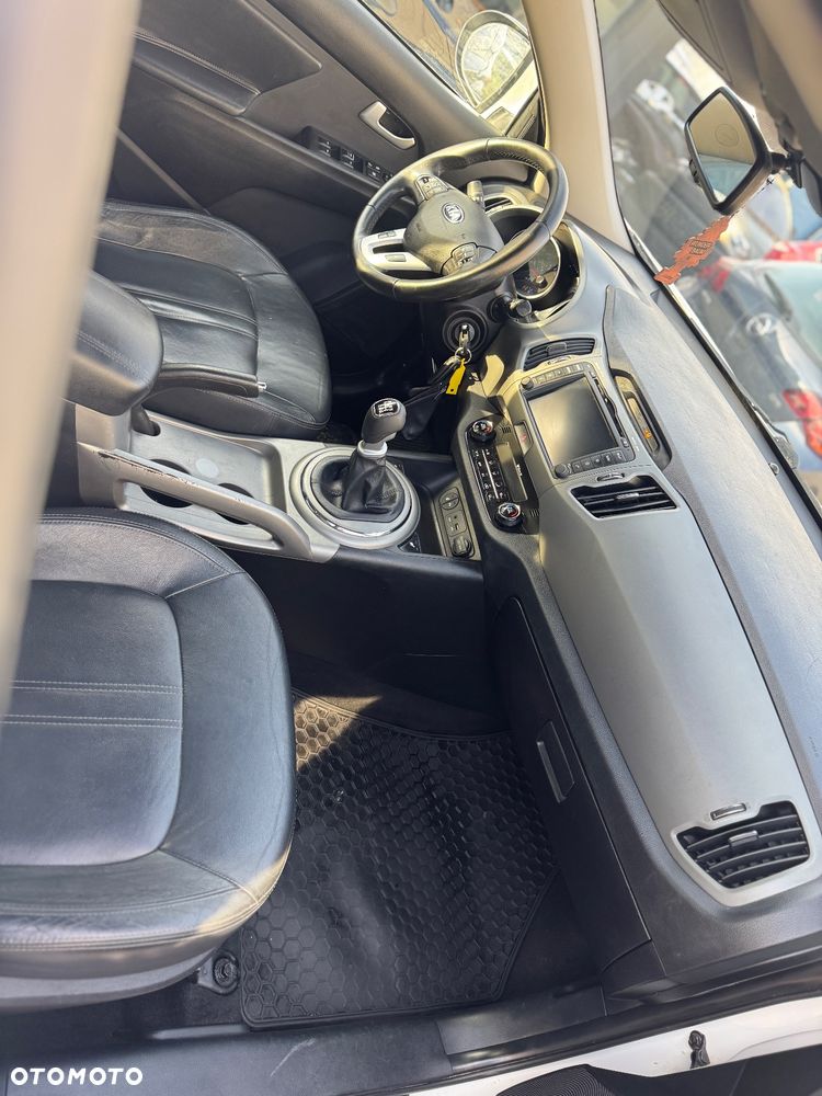 Kia Sportage 1.6 CRDI 2WD SPIRIT - 4