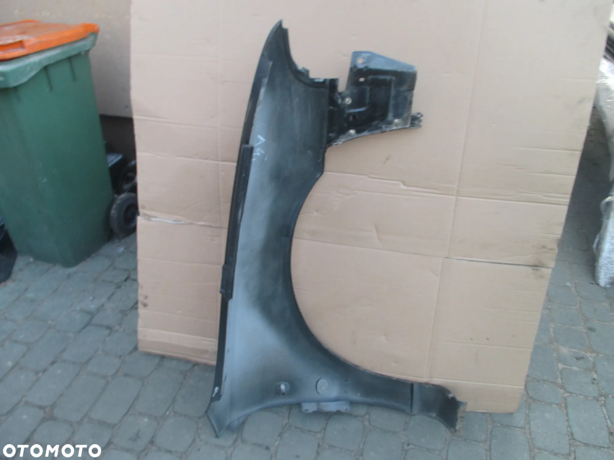 błotnik Audi A4 B5 LZ9W - 5