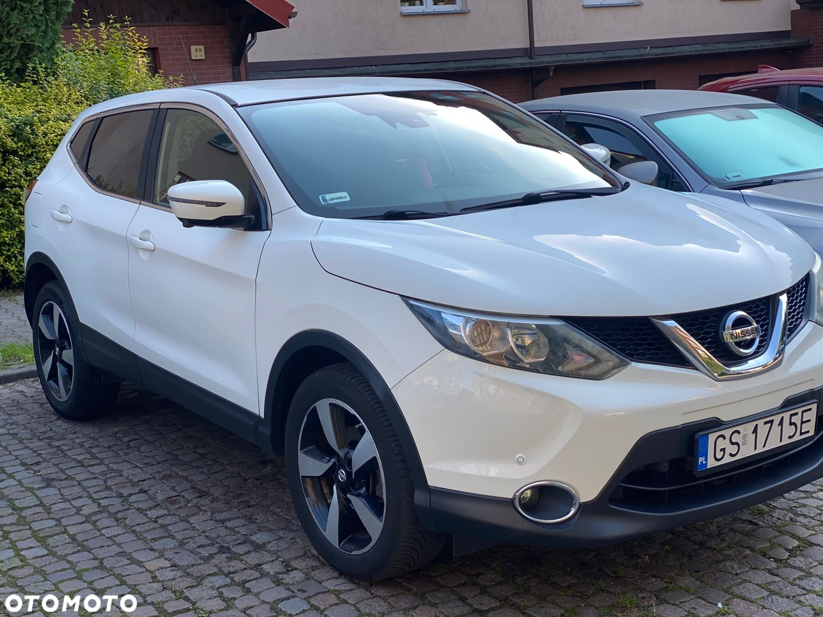 Nissan Qashqai 1.6 dCi Xtronic TEKNA - 8