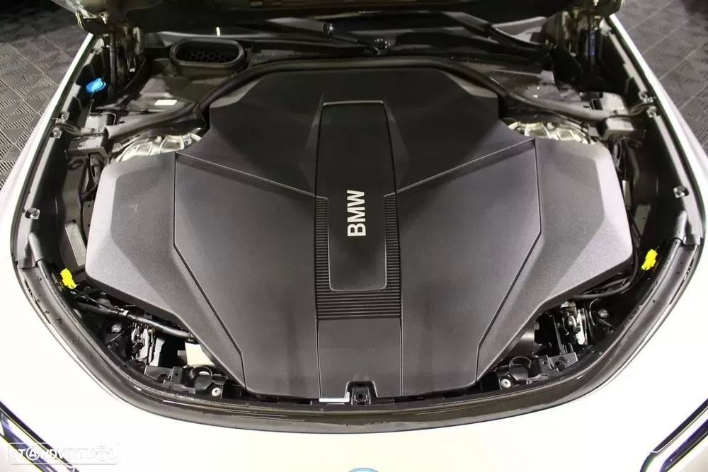 BMW i7 eDrive50 - 49