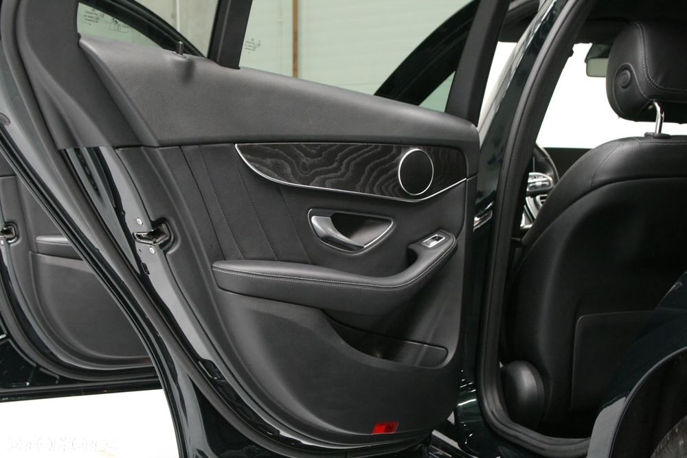 Mercedes-Benz Klasa C - 22