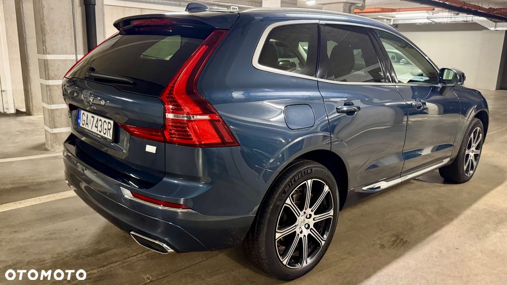 Volvo XC 60 T6 AWD Plug-In Hybrid Inscription - 4