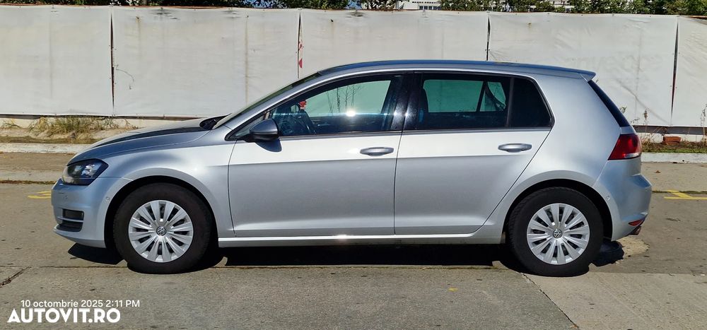 Volkswagen Golf 1.6 TDI BlueMotion Technology DPF Highline - 13