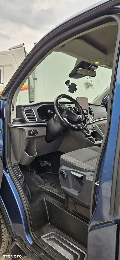 Ford Tourneo Custom - 7