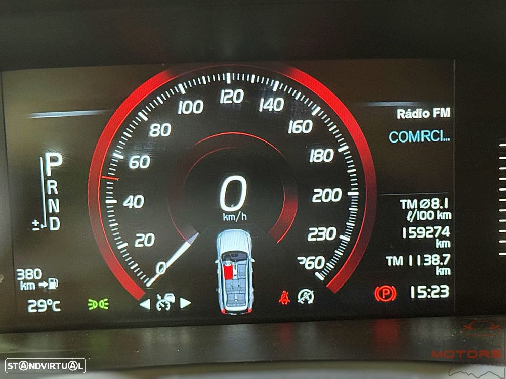 Volvo XC 90 2.0 D4 Momentum - 28
