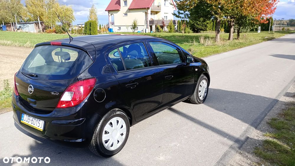Opel Corsa 1.2 16V Cosmo - 6