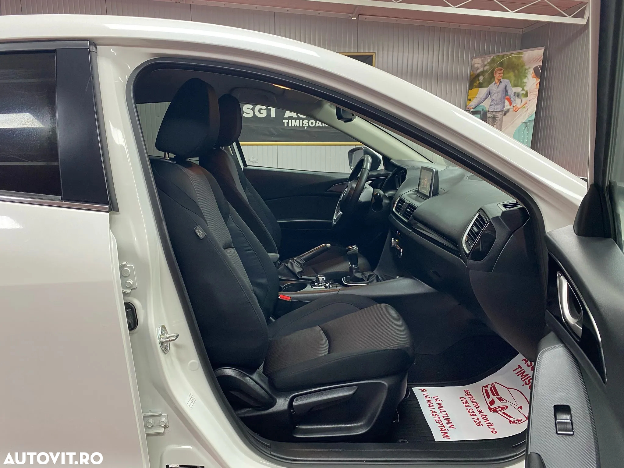 Mazda 3 - 12