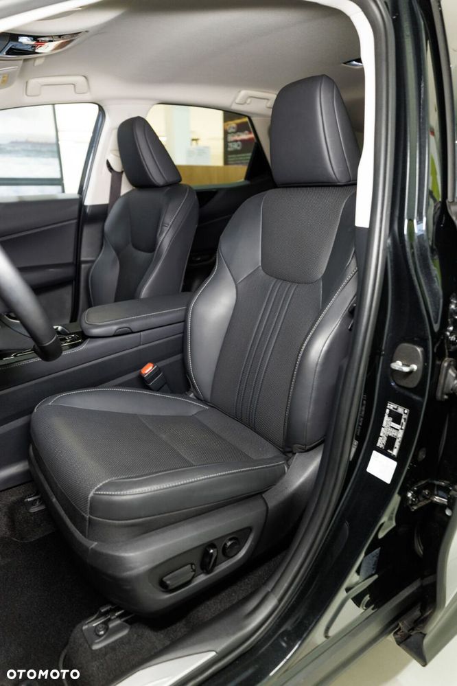 Lexus NX - 8
