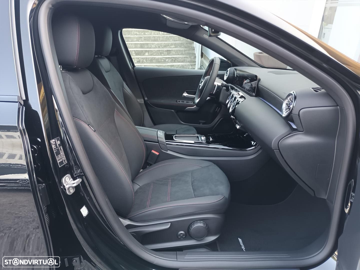 Mercedes-Benz A 250 Limousine e - 13