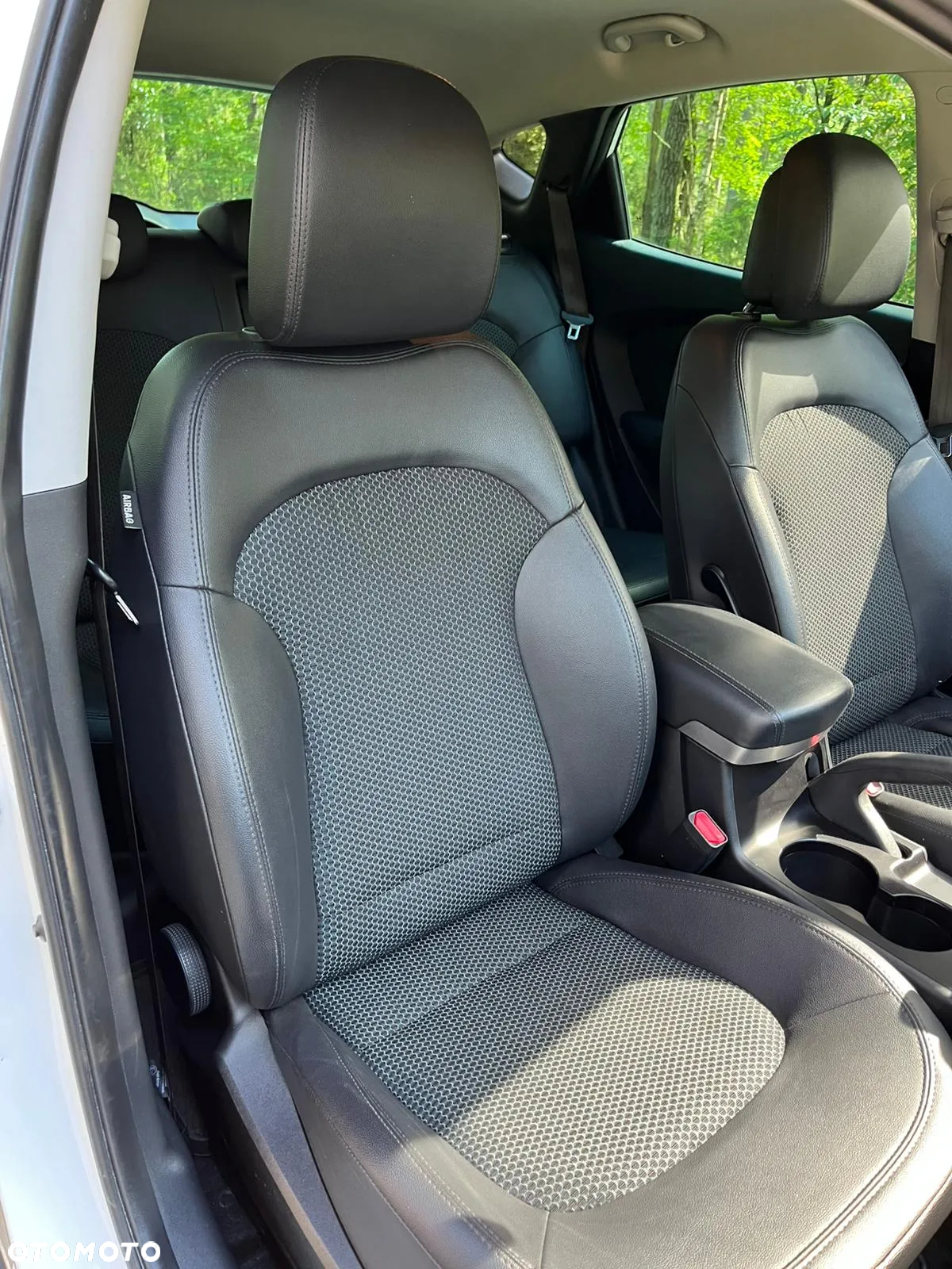 Hyundai ix35 1.7 CRDi 2WD blue Style - 22