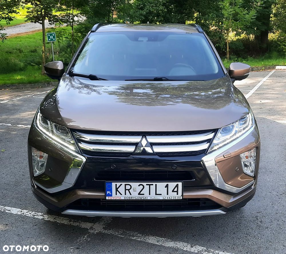 Mitsubishi Eclipse Cross 1.5 T GPF Intense Pro CVT 4WD - 2