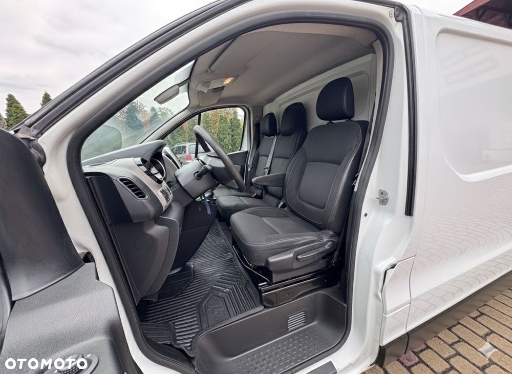 Renault Trafic - 10