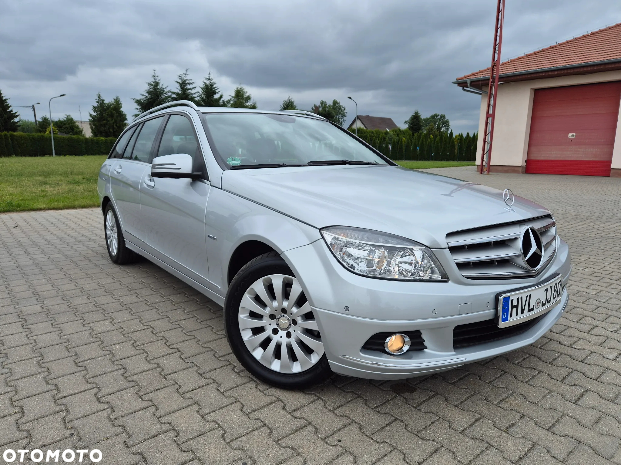 Mercedes-Benz Klasa C 180 T Kompressor Automatik BlueEFFICIENCY Special Edition - 11