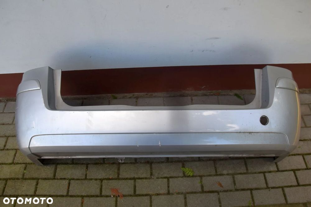 Opel Zafira B 08-14 Zderzak tylny tył LIFT srebrny Z157 - 4