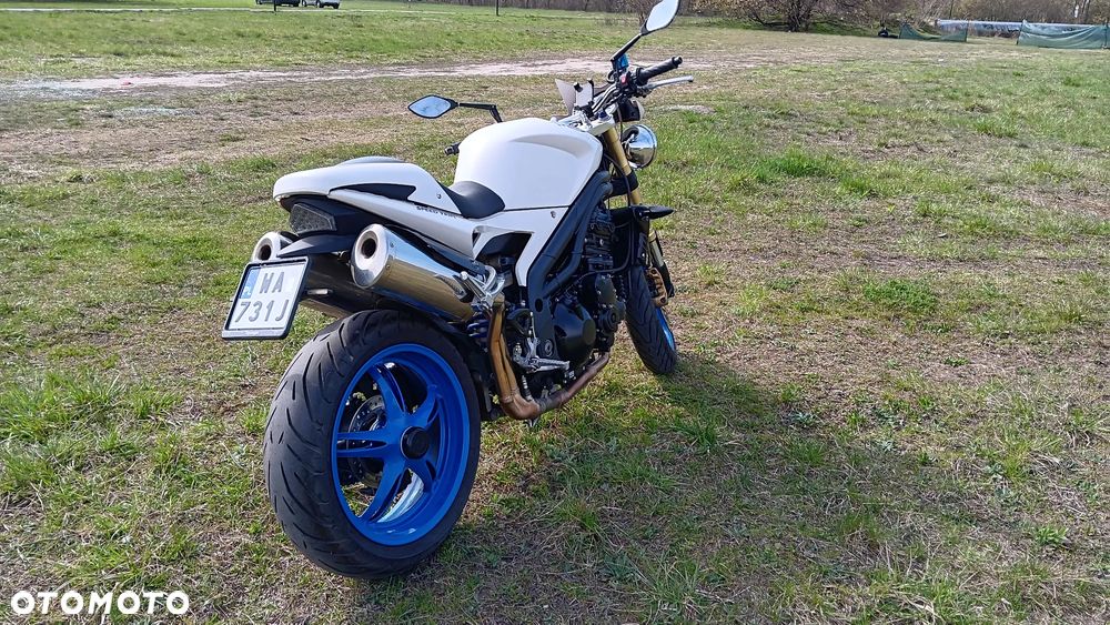 Triumph Speed Triple - 3