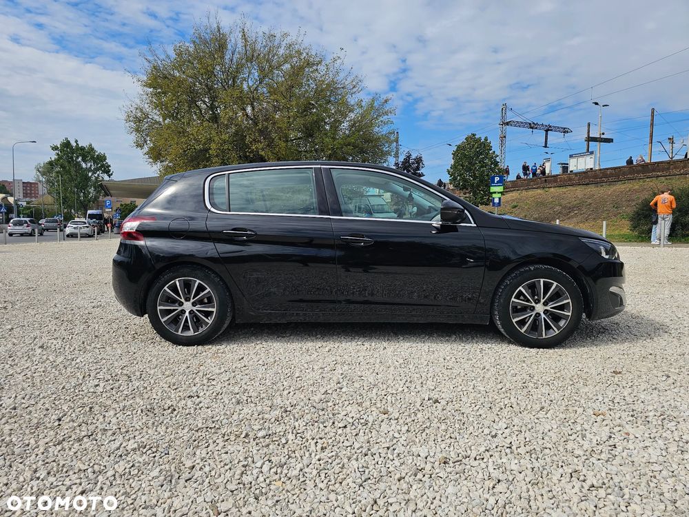 Peugeot 308 1.6 THP Allure - 3