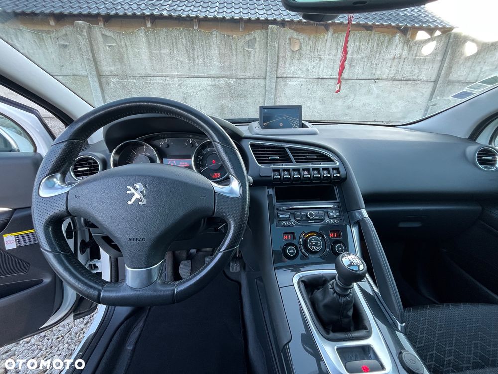 Peugeot 3008 HDi 115 Allure - 17