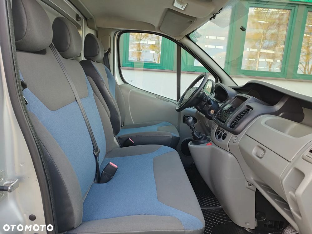 Opel Vivaro - 15