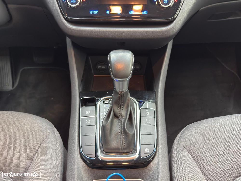 Hyundai Ioniq 1.6 GDI PHEV Pack Plus - 33