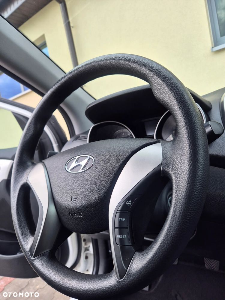 Hyundai i30 1.4 Classic + - 21