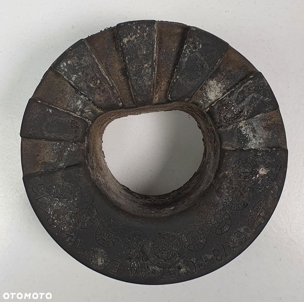 GUMA PODKŁADKA SPRĘŻYNY JAGUAR XE X760 GX73-3C357-AA - 1