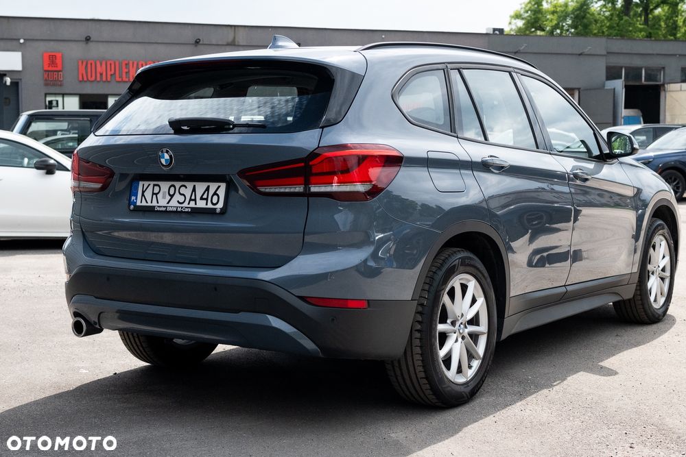 BMW X1 sDrive18i Advantage - 12