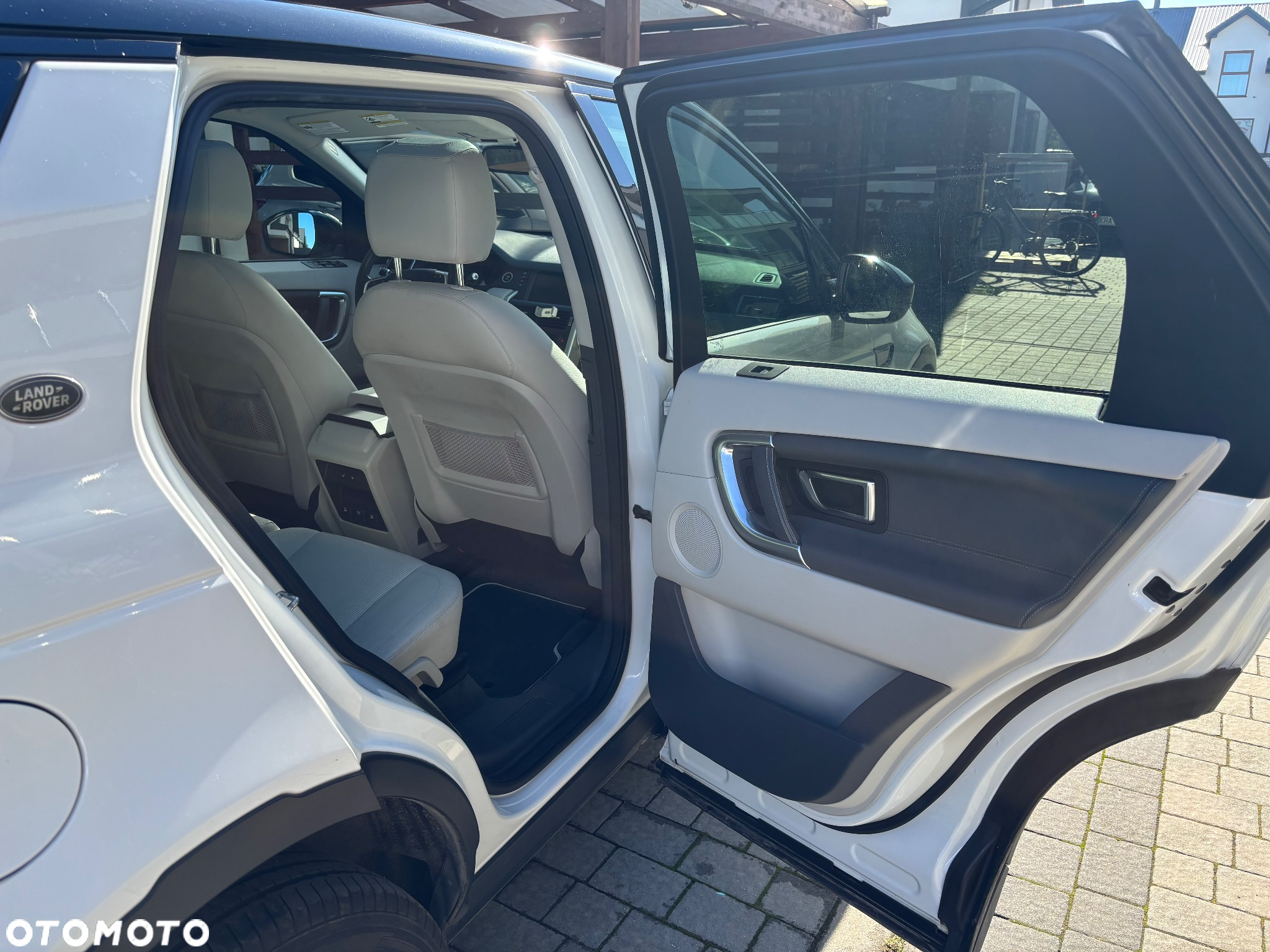 Land Rover Discovery Sport 2.0 Si4 HSE - 12