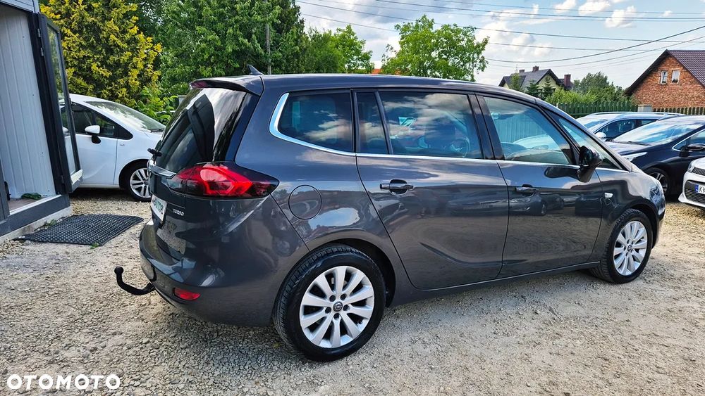 Opel Zafira 1.4 T Cosmo EU6 - 14
