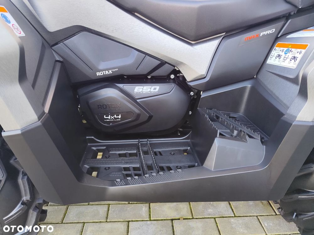 Can-Am Outlander - 20