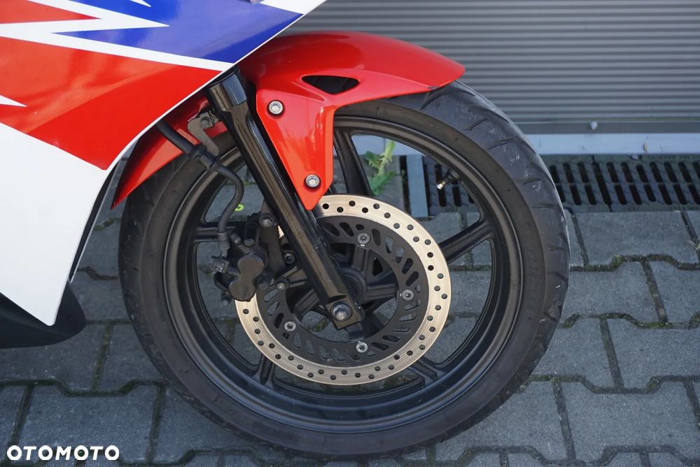 Honda CBR - 11