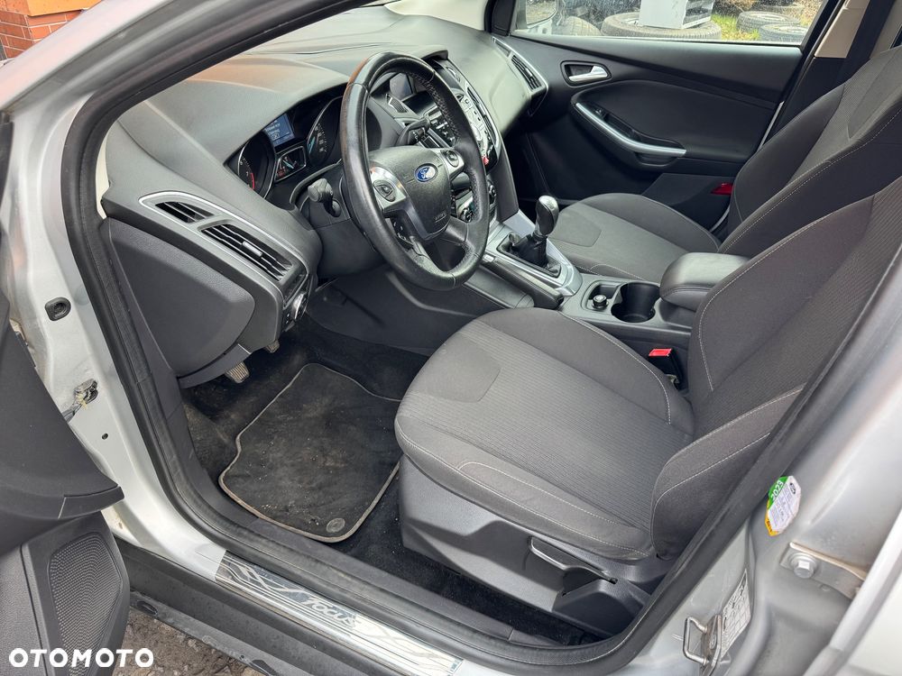 Ford Focus 1.6 Ti-VCT Titanium - 14