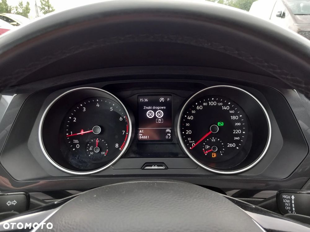 Volkswagen Tiguan ver-1-5-tsi-evo-trendline-dsg-7os - 29