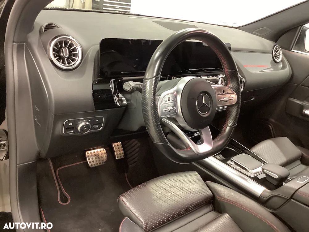 Mercedes-Benz GLA - 3