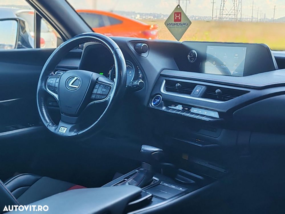 Lexus UX 250h F SPORT - 2