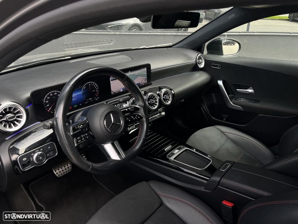 Mercedes-Benz A 250 e 8G-DCT AMG Line Advanced Plus - 3
