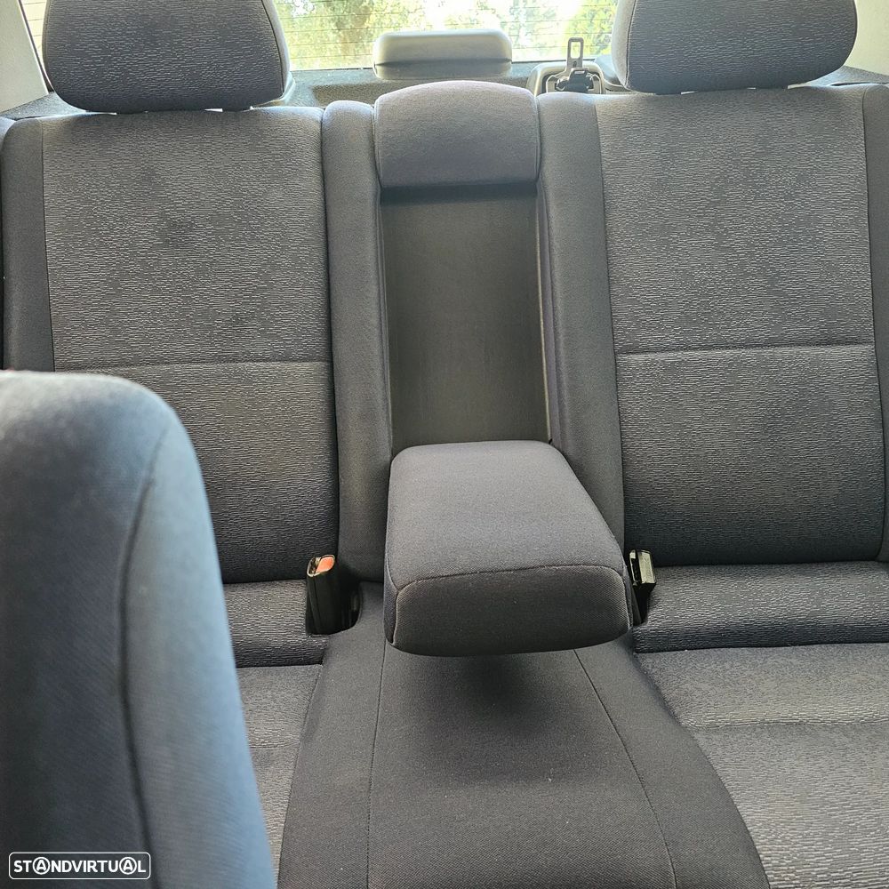 Mitsubishi Carisma SD 1.3 Comfort - 14