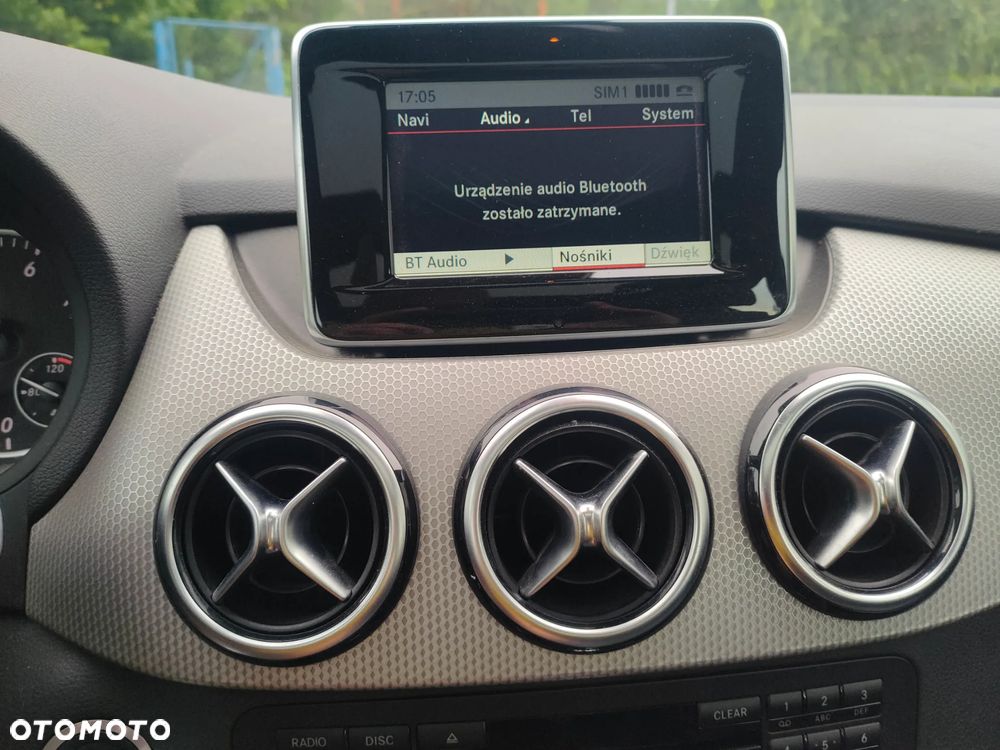 Mercedes-Benz Klasa B 200 7G-DCT UrbanStyle Edition - 15