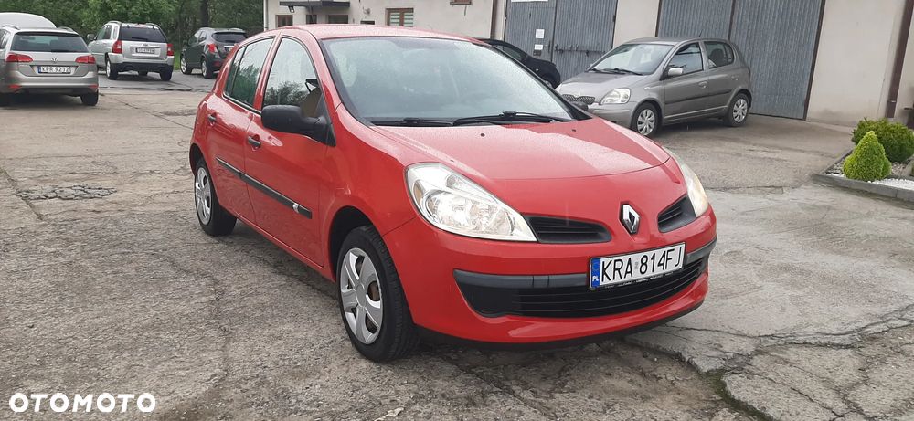 Renault Clio - 13