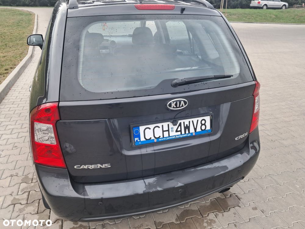 Kia Carens 2.0 CRDi Tour - 2