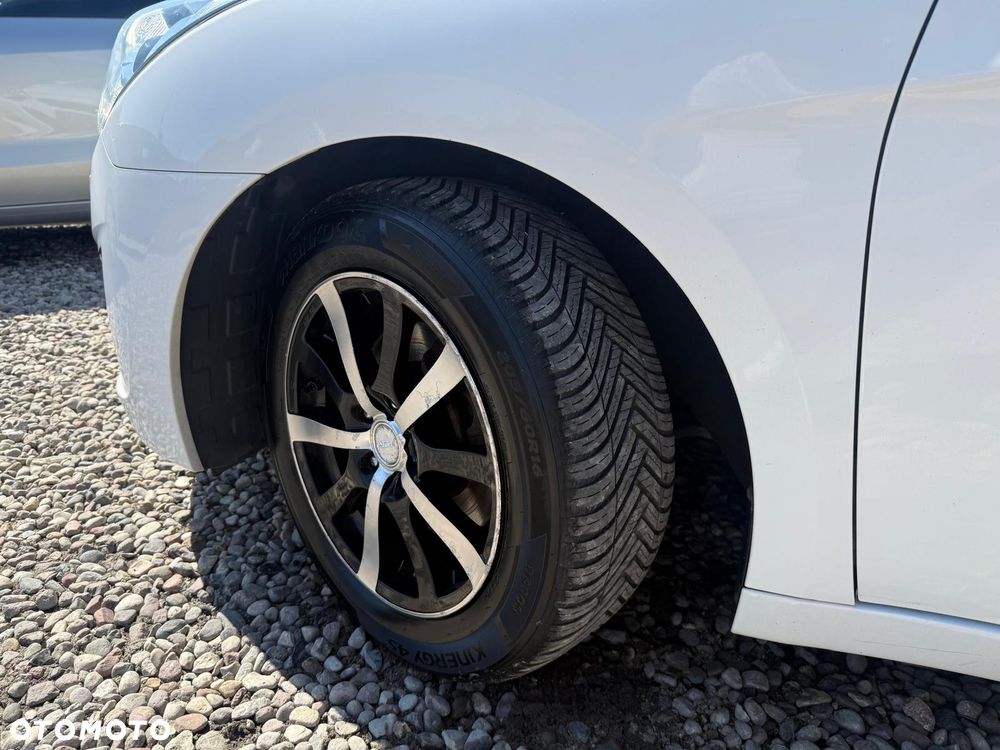 Hyundai i40 i40cw 1.7 CRDi 5 Star Edition - 4