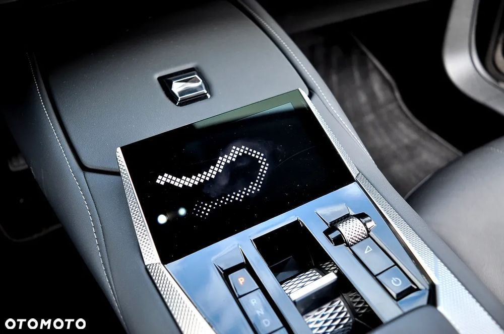 DS Automobiles DS 4 1.6 E-Tense Performance Line + - 28