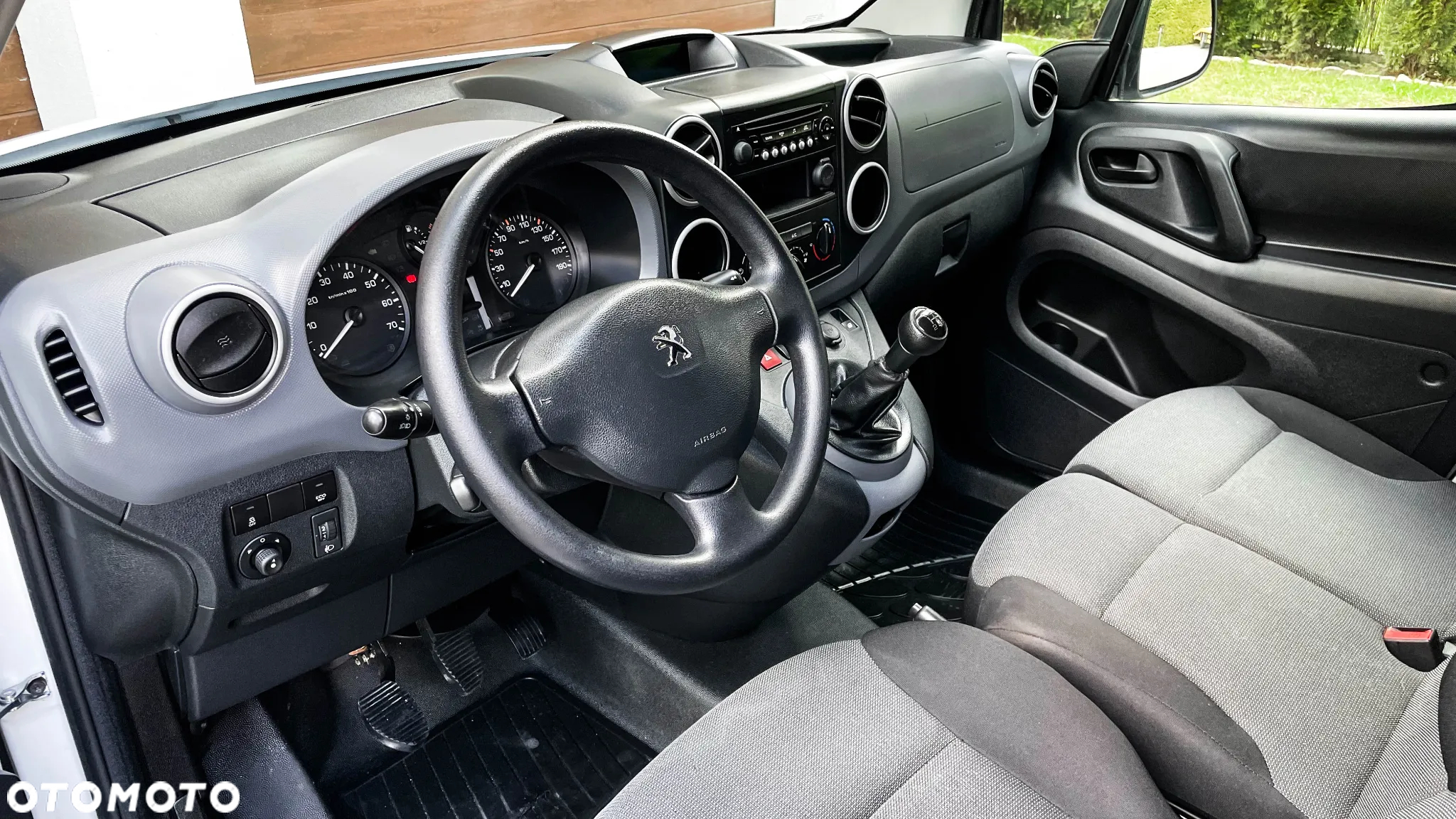 Peugeot Partner - 21