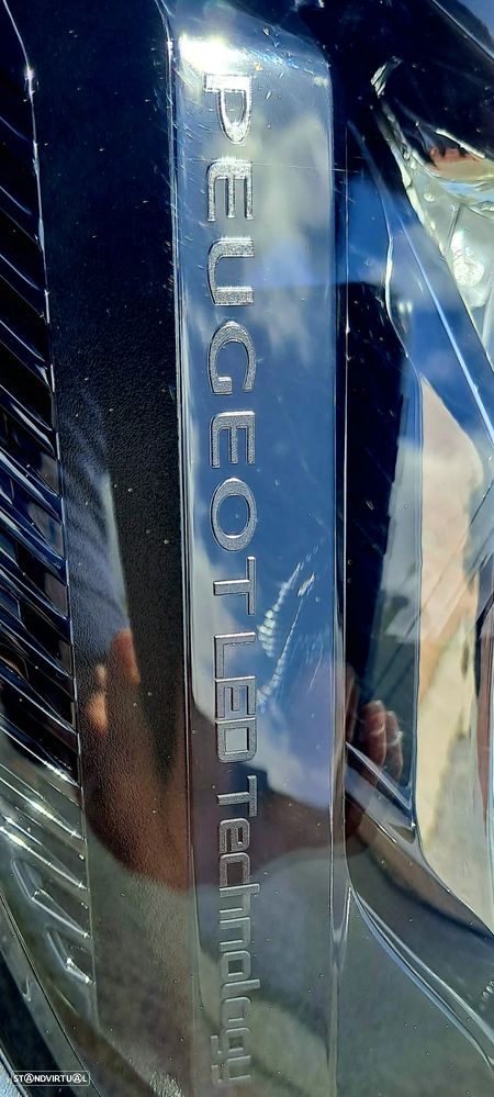 Peugeot e-2008 50 kWh Allure Pack - 49