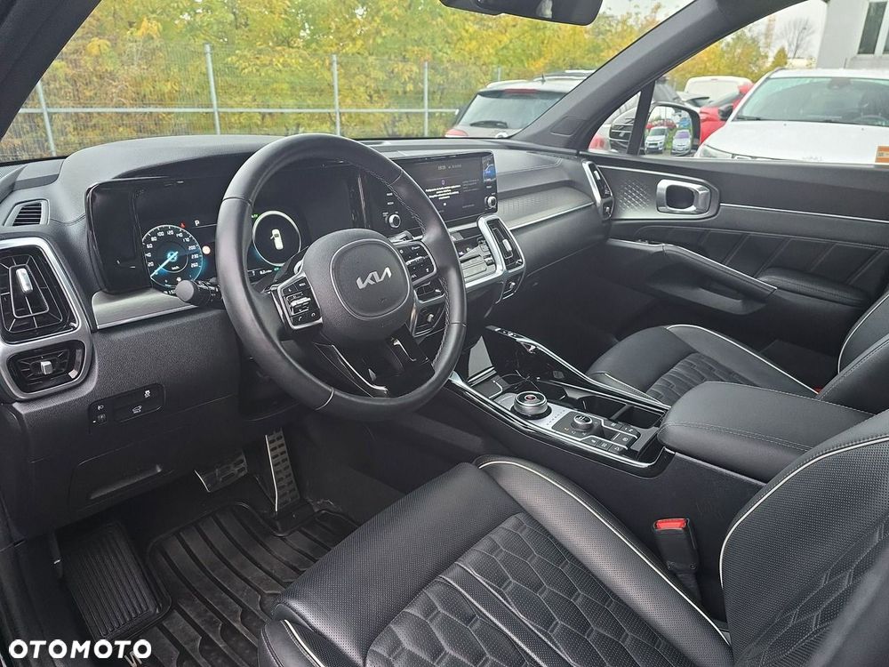 Kia Sorento - 9