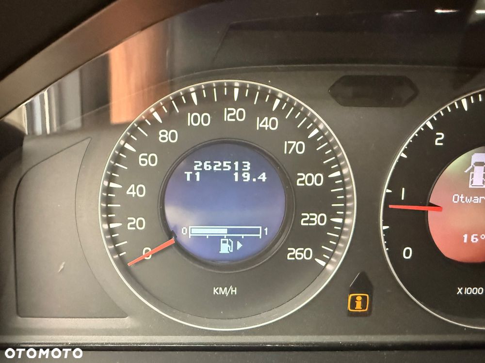 Volvo V70 - 17